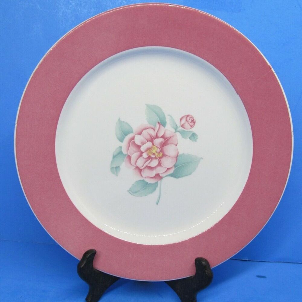 Villeroy & Boch Pink Flower & Rim 8 1/4" Salad Plate